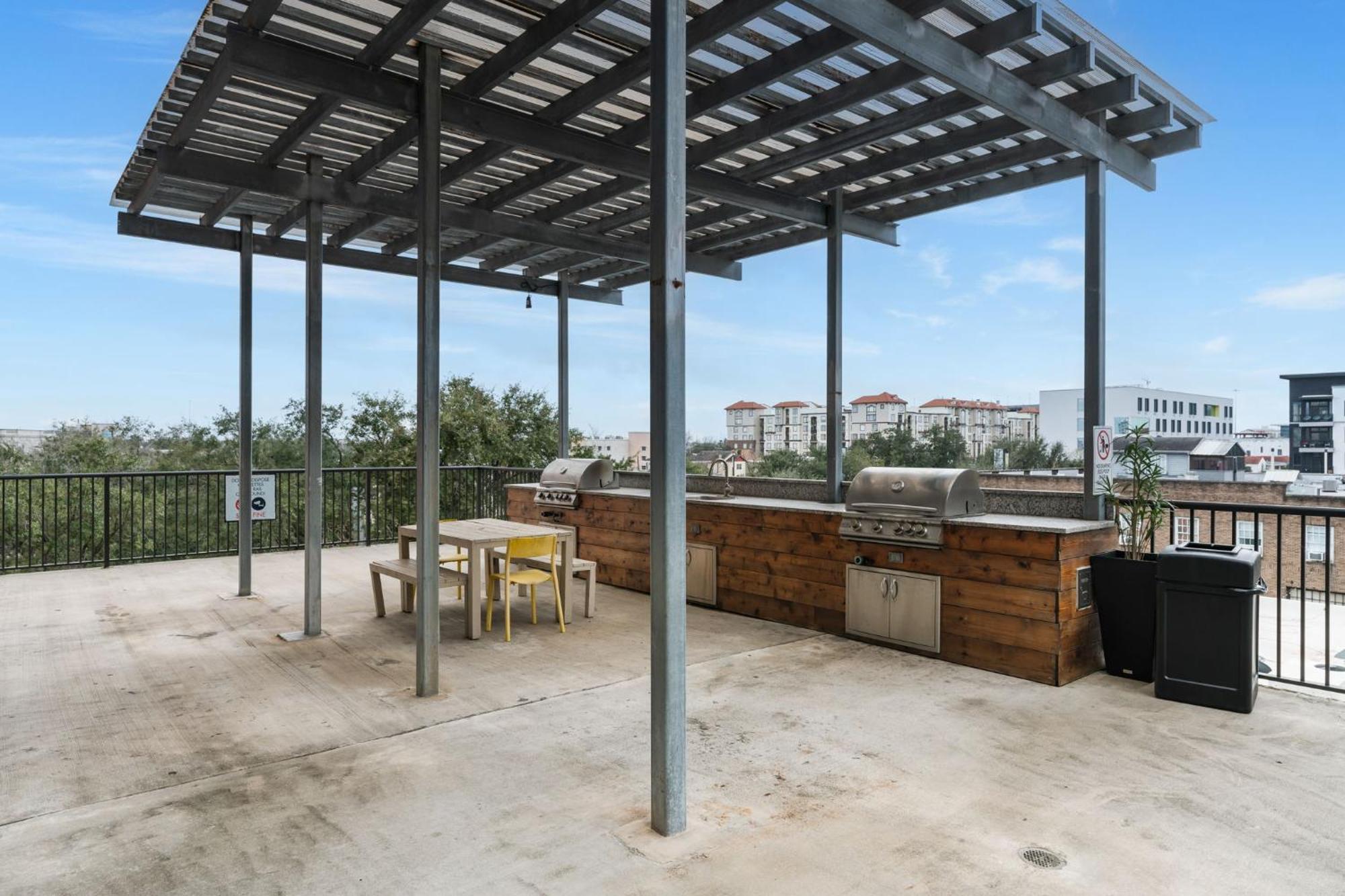 Lodgeur Midtown, Houston - Close To Downtown & Texas Medical Center ภายนอก รูปภาพ